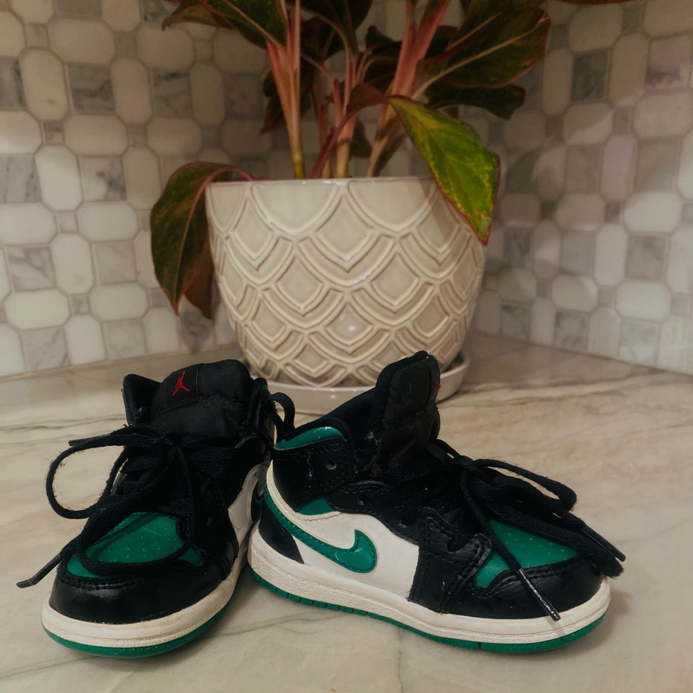 mid green Jordan’s toddler